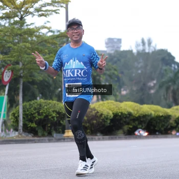 Runner Photo 3747692