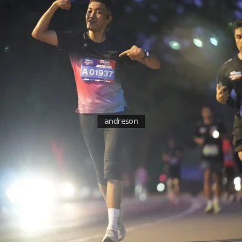 Runner Photo 3747698
