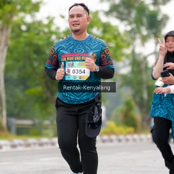 Runner Photo 3747752