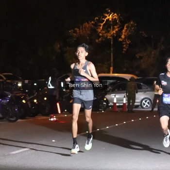 Runner Photo 3747759
