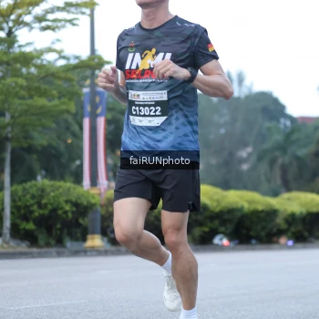 Runner Photo 3747760