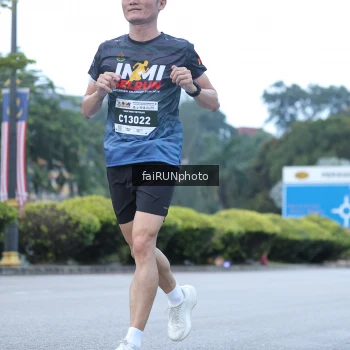 Runner Photo 3747796
