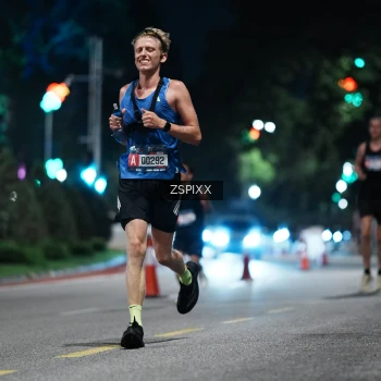 Runner Photo 3747905