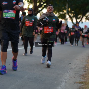 Runner Photo 3747906