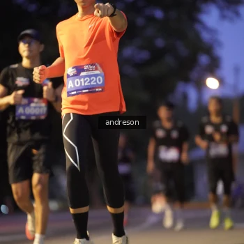 Runner Photo 3747916