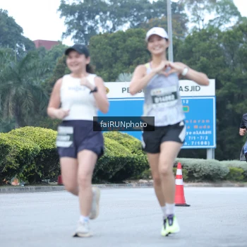 Runner Photo 3747959