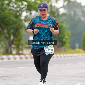 Runner Photo 3747975