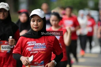 Runner Photo 37480
