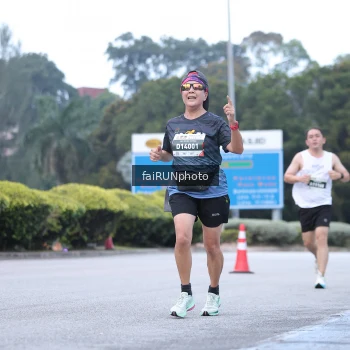 Runner Photo 3748010