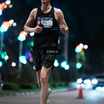 Runner Photo 3748015