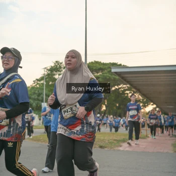 Runner Photo 3748018