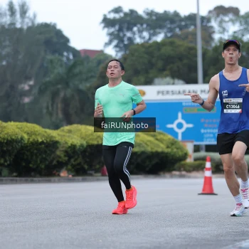 Runner Photo 3748080