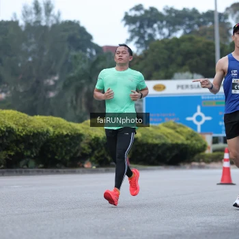 Runner Photo 3748099