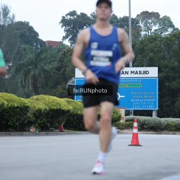 Runner Photo 3748118