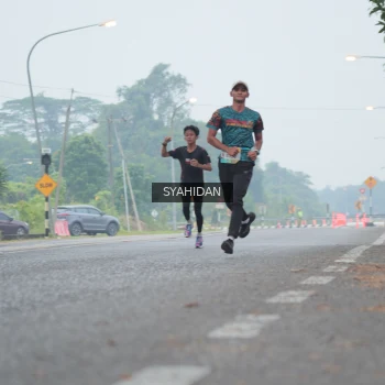Runner Photo 3748210