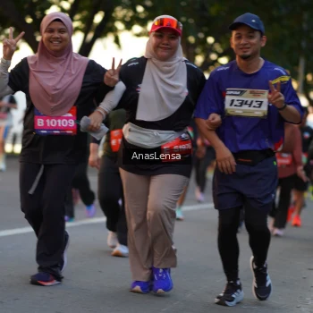 Runner Photo 3748214