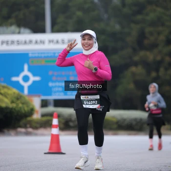 Runner Photo 3748215