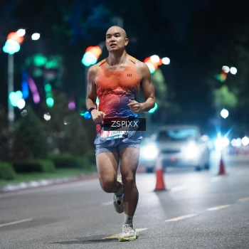 Runner Photo 3748275