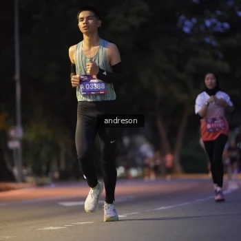 Runner Photo 3748331