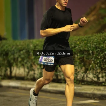 Runner Photo 3748418