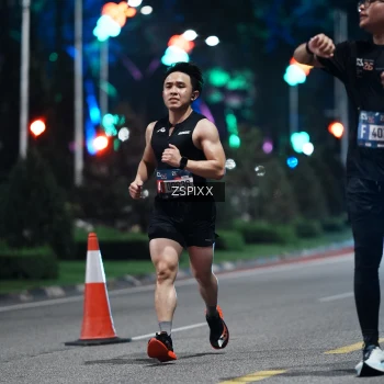 Runner Photo 3748426