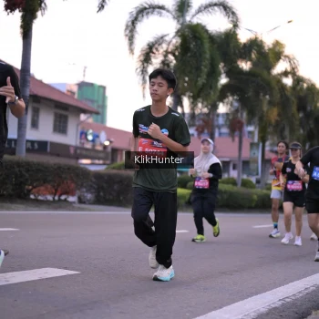 Runner Photo 3748457