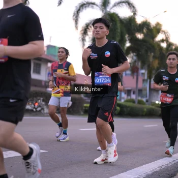 Runner Photo 3748499