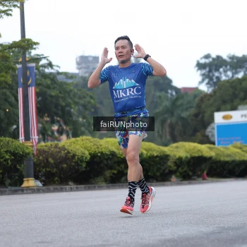 Runner Photo 3748505