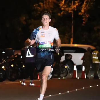 Runner Photo 3748509