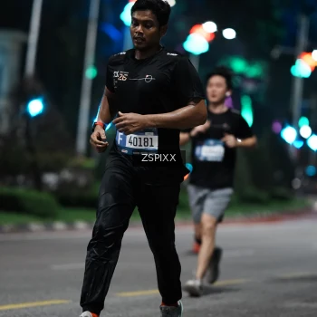 Runner Photo 3748542