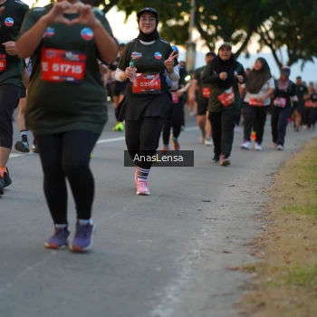 Runner Photo 3748564
