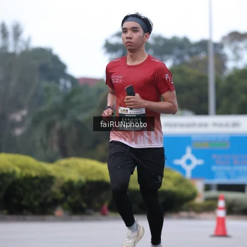 Runner Photo 3748611
