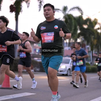 Runner Photo 3748615
