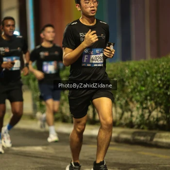 Runner Photo 3748655