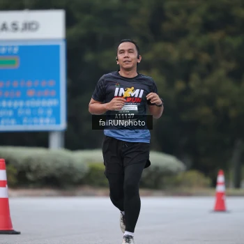 Runner Photo 3748666