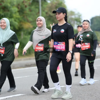 Runner Photo 3748675