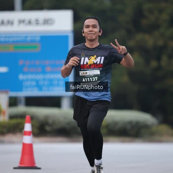 Runner Photo 3748689
