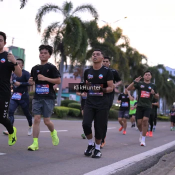 Runner Photo 3748690