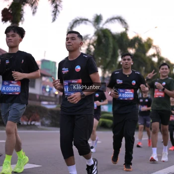 Runner Photo 3748709