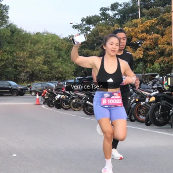 Runner Photo 3748722