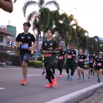 Runner Photo 3748749