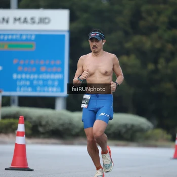 Runner Photo 3748775