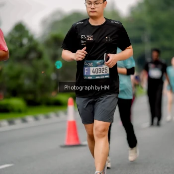 Runner Photo 3748813