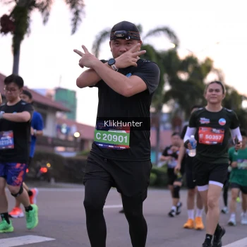 Runner Photo 3748854