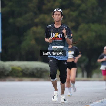 Runner Photo 3748909