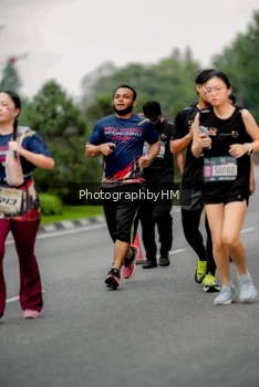 Runner Photo 3748955