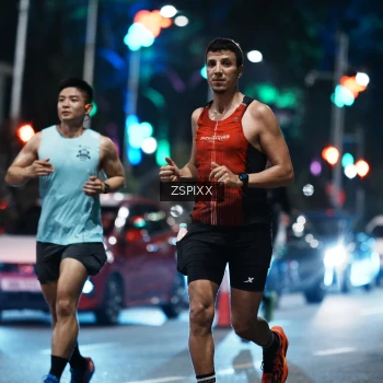 Runner Photo 3748959