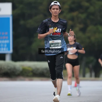 Runner Photo 3748964