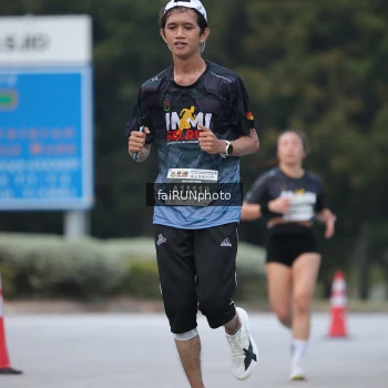 Runner Photo 3748986