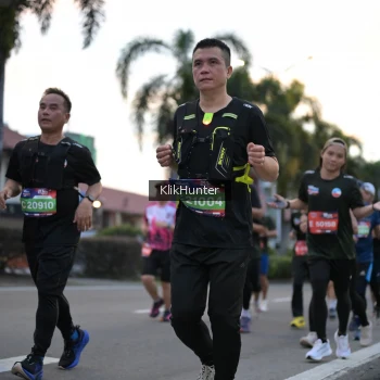 Runner Photo 3749009